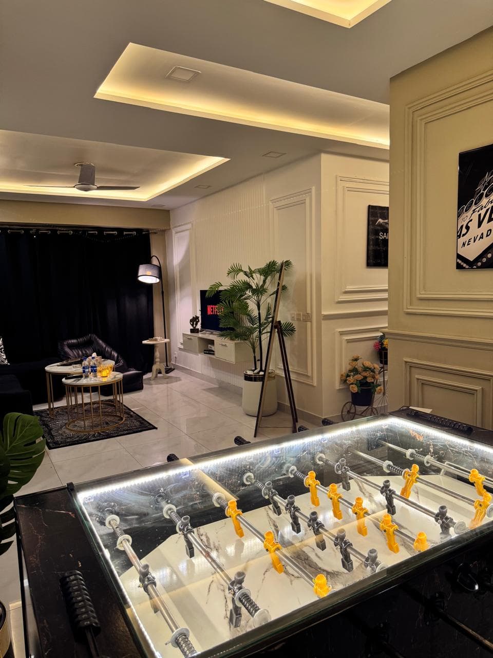 Luxe Lounge — 3